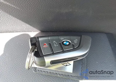 2022 BMW X5 xDrive40I z USA, uszkodzony, nr VIN 5UXCR6C00N9L09468